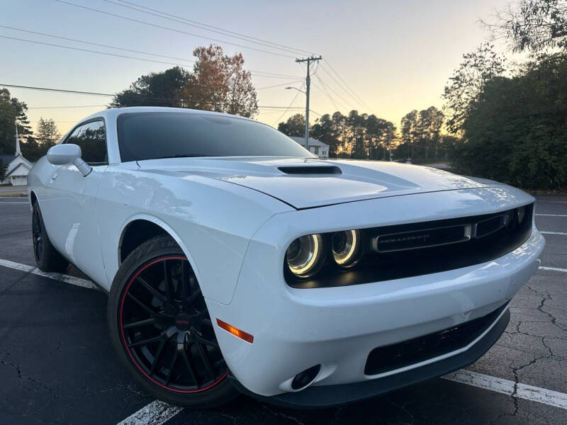 2015 Dodge Challenger for sale at Amazing Luxury Motors LLC in Gainesville GA