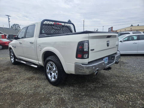 2017 RAM 1500 Laramie