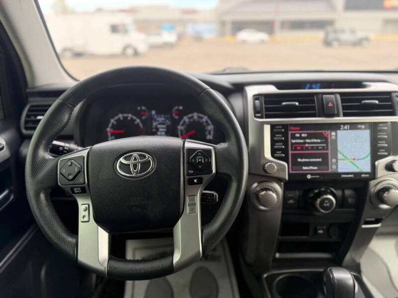 2022 Toyota 4Runner SR5