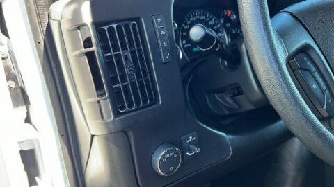 2023 Chevrolet Express 2500