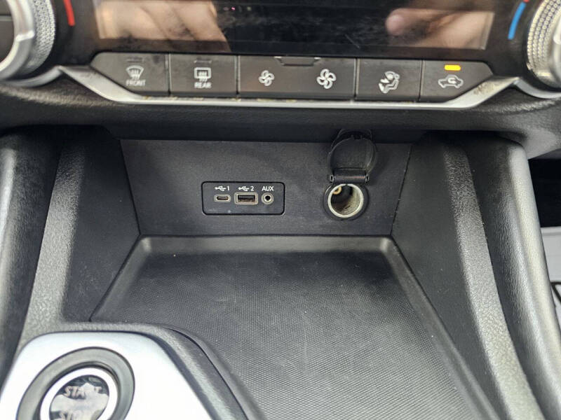 2020 Nissan Sentra SR