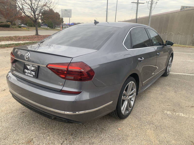2017 Volkswagen Passat 1.8T R-Line