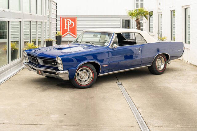 1965 Pontiac LeMans 4