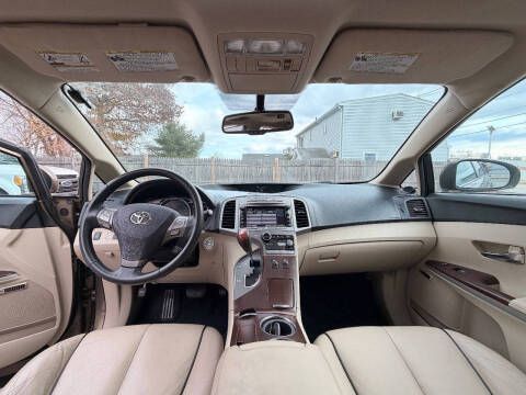 2011 Toyota Venza AWD V6