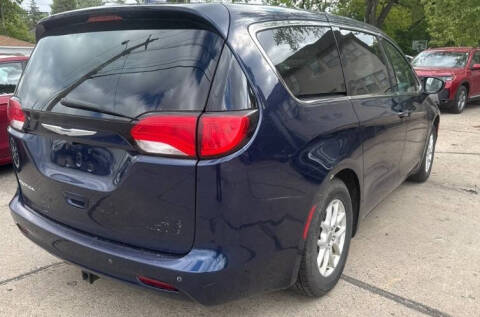 2017 Chrysler Pacifica Touring
