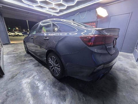 2023 Kia Forte GT-Line