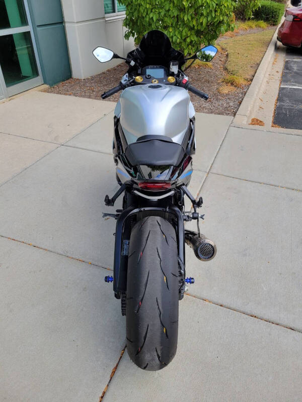 2025 Suzuki GSXR 1000 ABS