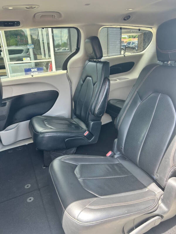 2019 Chrysler Pacifica Touring L