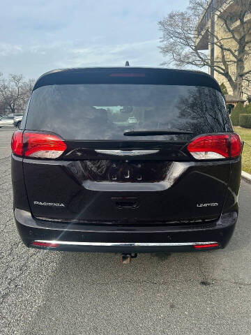 2017 Chrysler Pacifica Limited