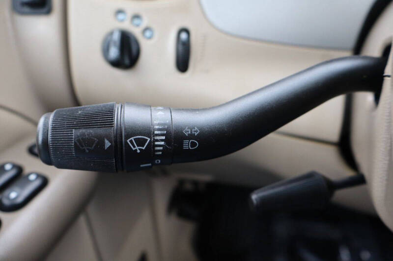 2003 Ford Explorer Sport Trac XLS