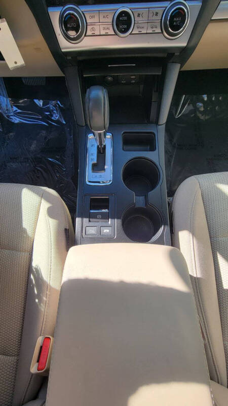 2017 Subaru Outback 2.5i Premium