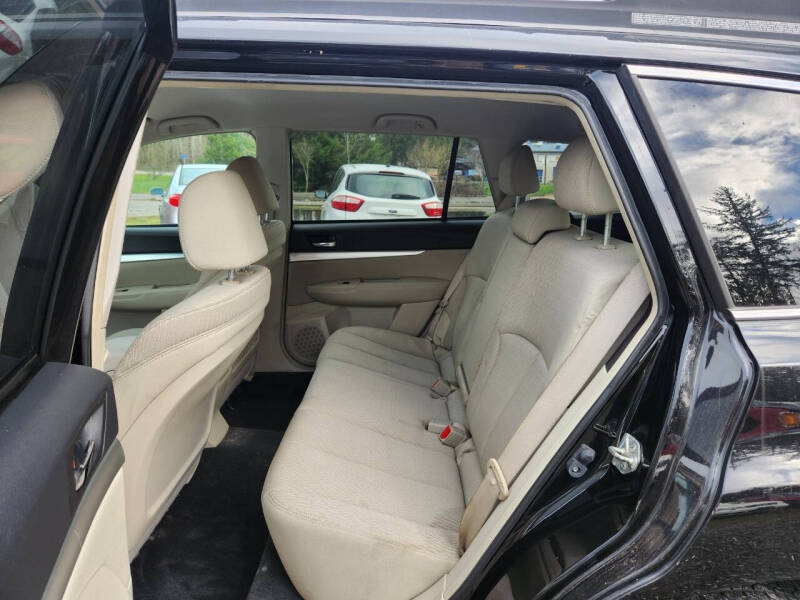 2011 Subaru Outback 2.5i Premium