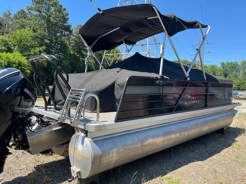 2022 Crest Pontoon Classic DLX 220 SLRC