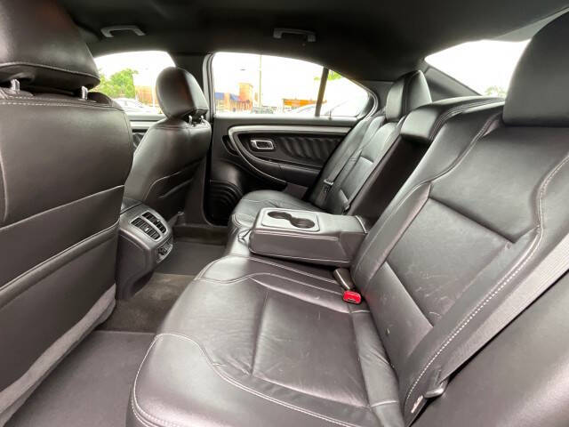 2015 Ford Taurus SEL