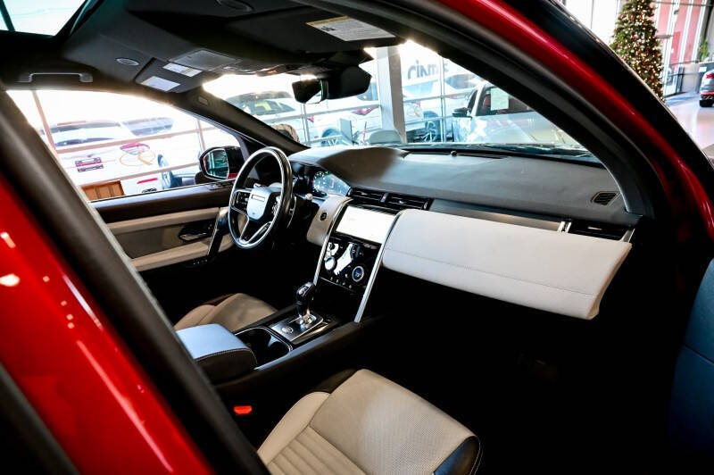 2022 Land Rover Discovery Sport P250 SE R-Dynamic