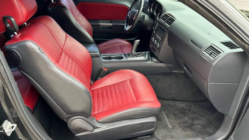 2013 Dodge Challenger R/T Classic