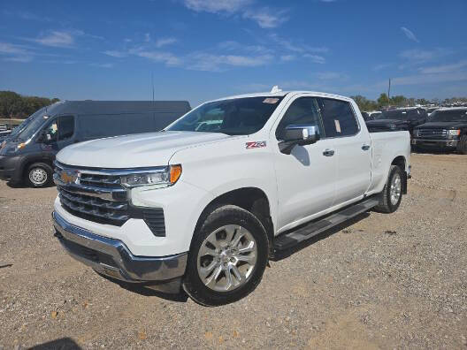 2024 Chevrolet Silverado 1500 LTZ's photo