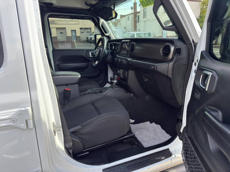 2020 Jeep Gladiator Sport S