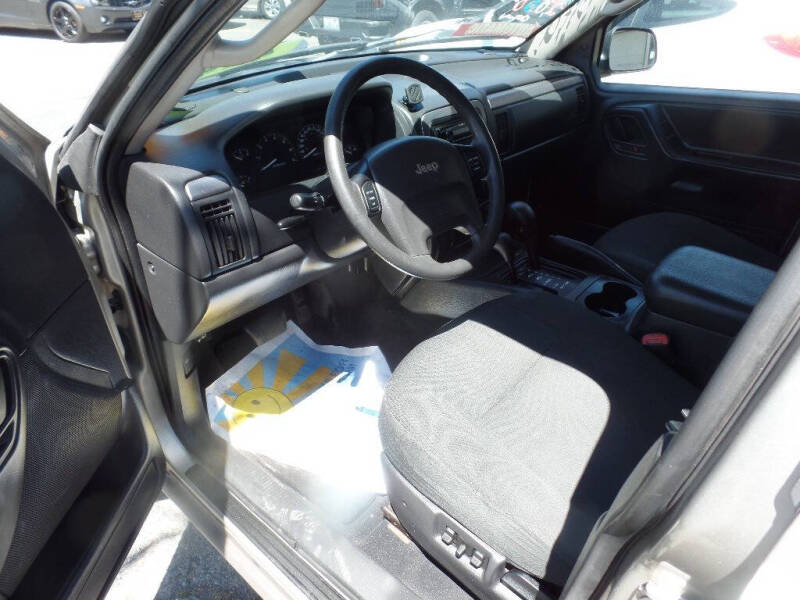 2003 Jeep Grand Cherokee Laredo