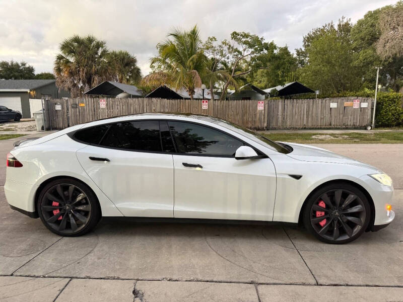 2013 Tesla Model S Performance