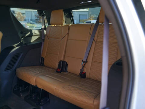 2022 Cadillac Escalade Premium Luxury