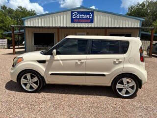 2011 Kia Soul +