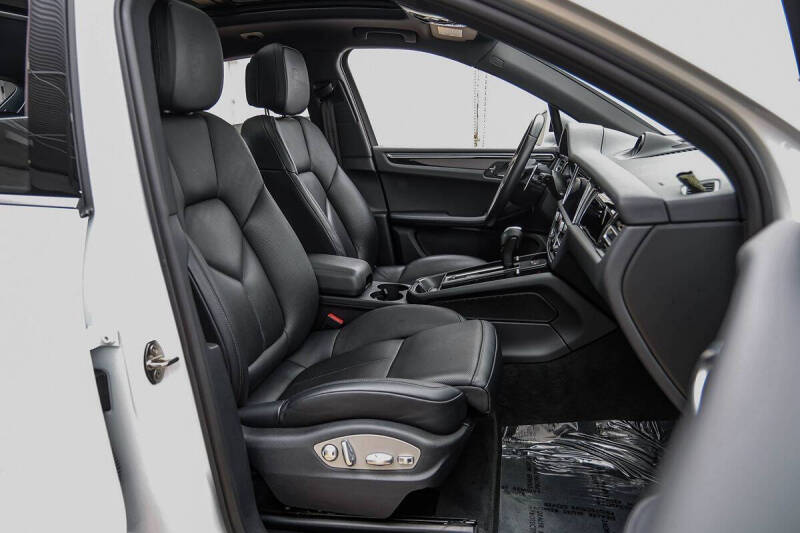 2024 Porsche Macan