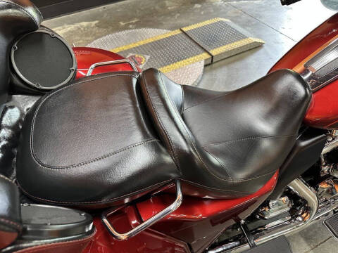 2023 Harley-Davidson FLHTCUTGAN - Tri Glide U