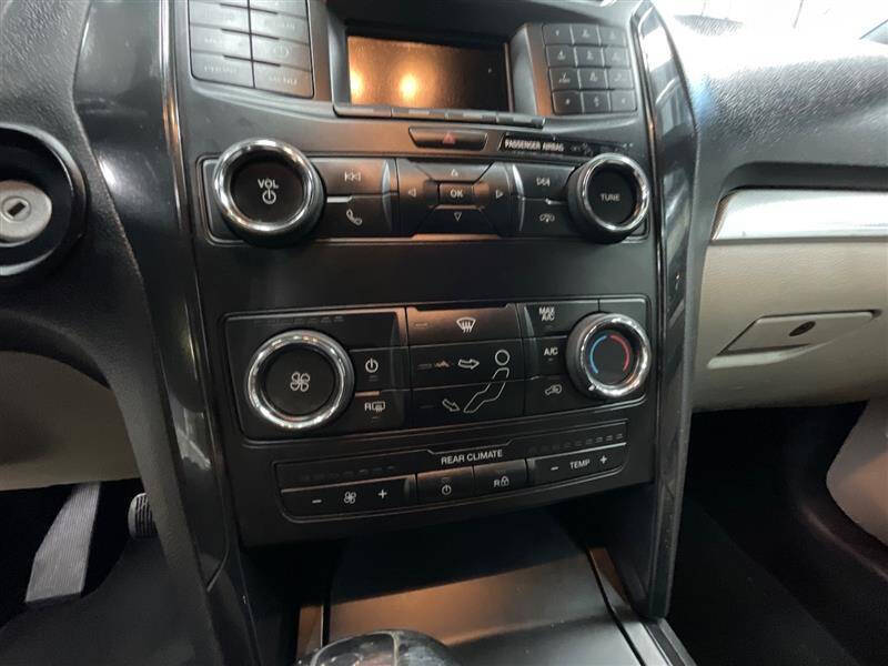 2019 Ford Explorer