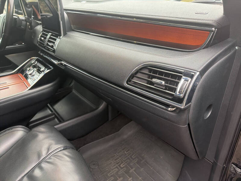 2020 Lincoln Navigator L Reserve