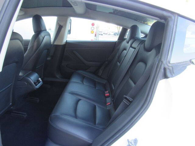 2019 Tesla Model 3 Standard Range