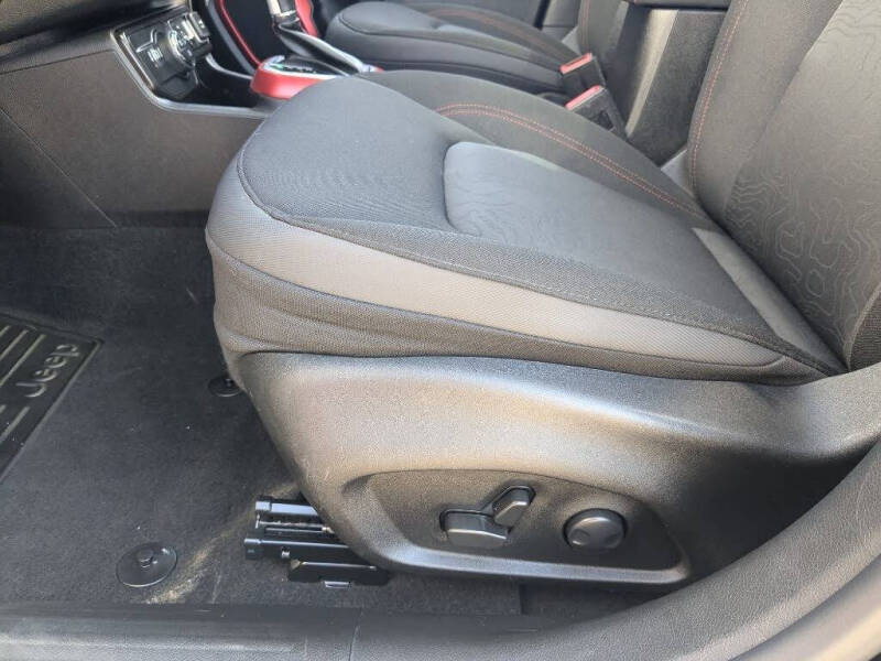 2022 Jeep Renegade Trailhawk