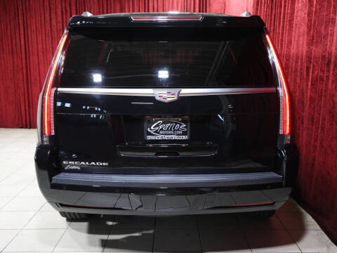 2018 Cadillac Escalade Luxury