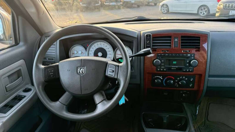 2005 Dodge Dakota SLT