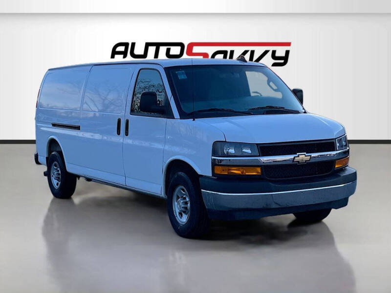 2025 Chevrolet Express 2500