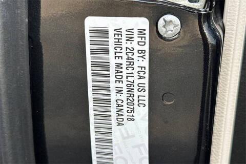 2022 Chrysler Pacifica Hybrid Touring L