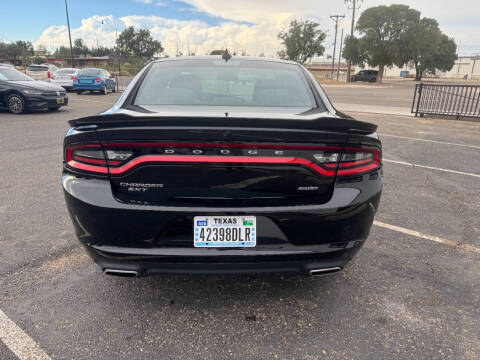 2016 Dodge Charger SXT