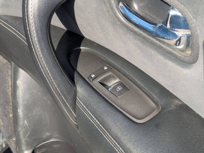 2017 Nissan Armada SV