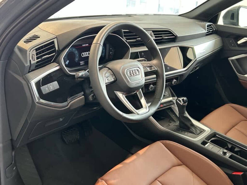 2025 Audi Q3 quattro S line Premium 45 TFSI