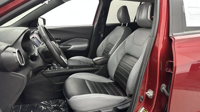 2022 Nissan Kicks SR