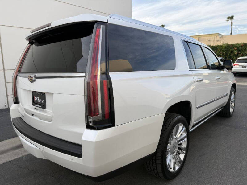 2016 Cadillac Escalade ESV Platinum
