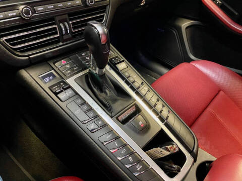 2021 Porsche Macan GTS