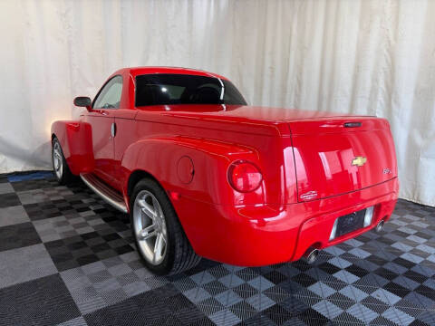 2004 Chevrolet SSR LS