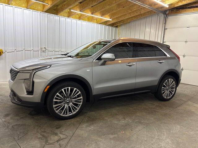 2024 Cadillac XT4 Premium Luxury