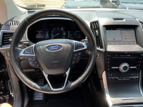 2019 Ford Edge Titanium