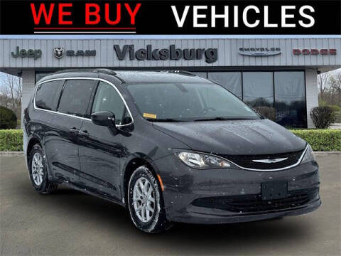 2020 Chrysler Voyager for sale at Vicksburg Chrysler Dodge Jeep Ram in Vicksburg MI