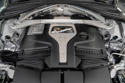 2021 Aston Martin DBX