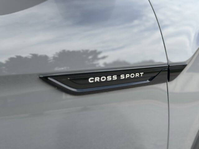 2023 Volkswagen Atlas Cross Sport V6 SEL R-Line Black 4Motion