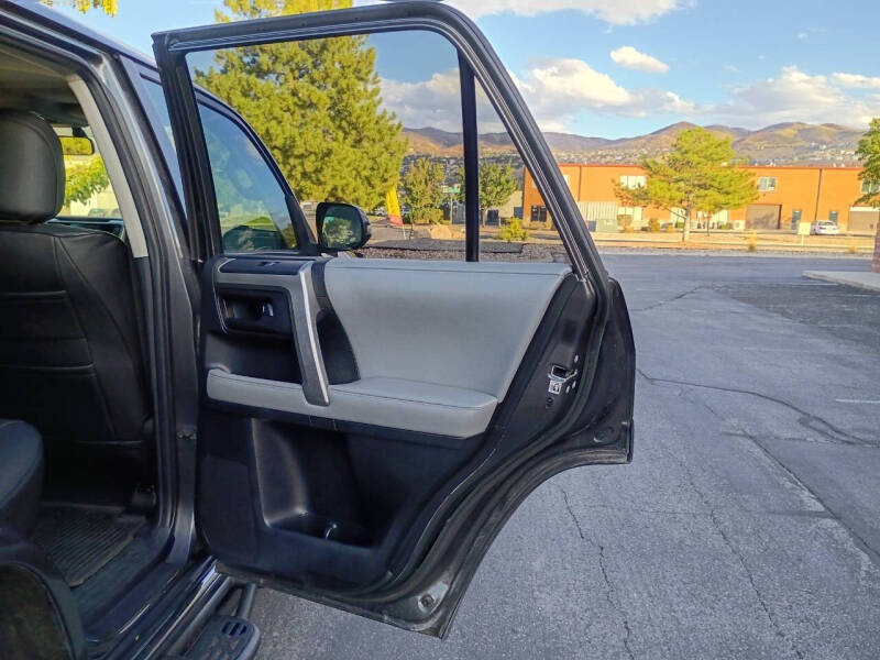 2013 Toyota 4Runner SR5