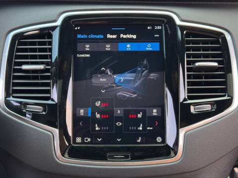 2024 Volvo XC90 Recharge T8 Ultimate Bright Theme 7P